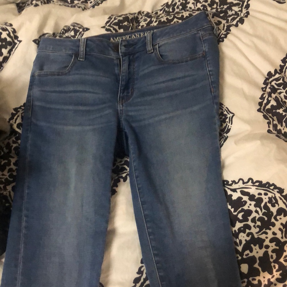 American Eagle super stretch jeans